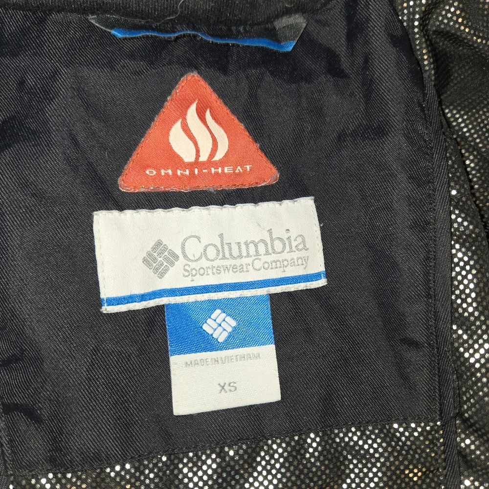 Columbia women's insulated Ski jacket, Omni-Heat model EUC Size XS - Picture 3 of 5